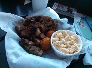 brisket plate with mac'n'cheese & hushpuppies.